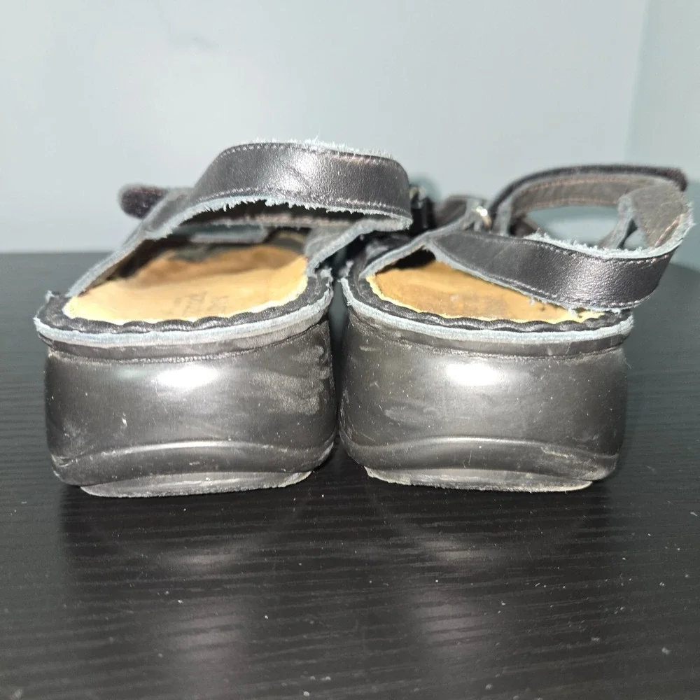 Naot Gardenia Mary Jane Sandals Womens Size 41 Black Leather Ankle Straps Shoes